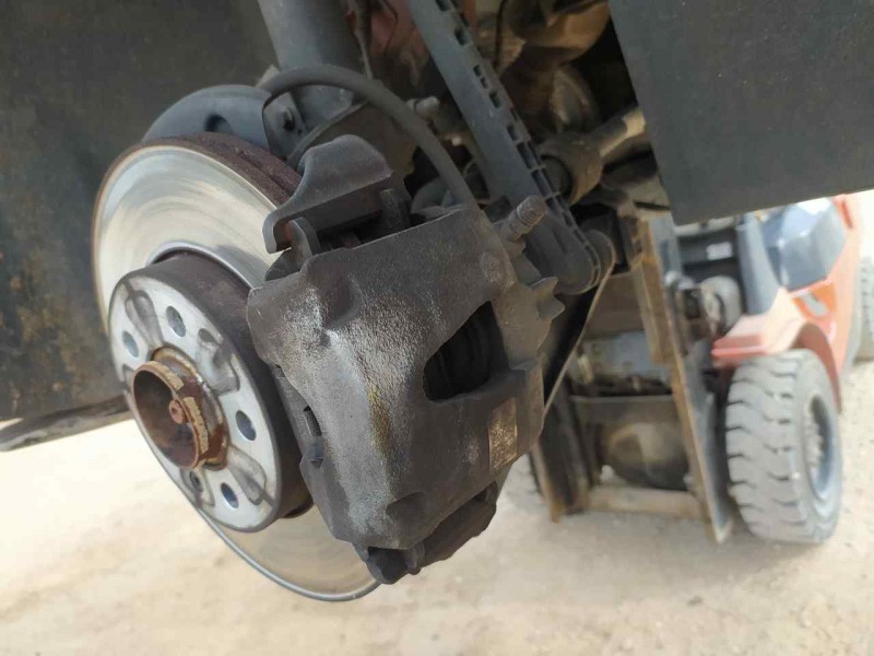 Recambio de pinza freno delantera derecha para seat ibiza (kj1) style referencia OEM IAM 2Q0615124  