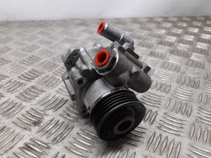 Recambio de bomba direccion para ford mondeo berlina (gd) ambiente referencia OEM IAM SIN REF  