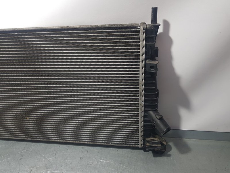Recambio de radiador agua para ford focus lim. (cb4) trend referencia OEM IAM 3M5H8005TL  