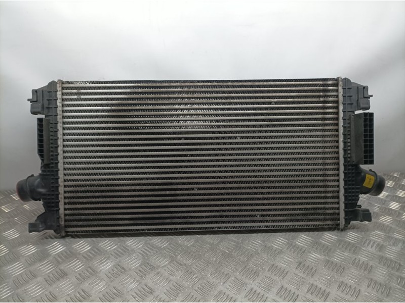 Recambio de intercooler para chevrolet cruze lt referencia OEM IAM 13267647 J300CAC 