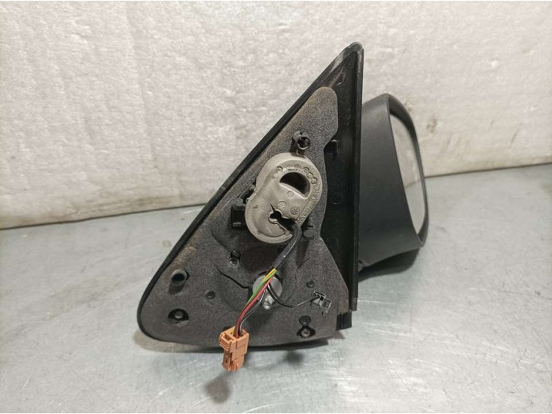 Recambio de retrovisor derecho para citroën c-elysée millenium referencia OEM IAM 1609064480  ELECTRICO 5 CABLES ROZADO