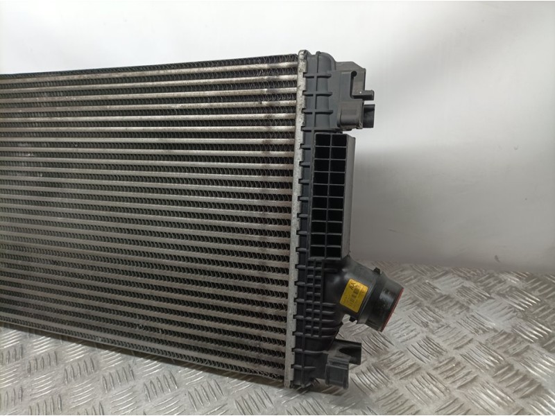 Recambio de intercooler para chevrolet cruze lt referencia OEM IAM 13267647 J300CAC 
