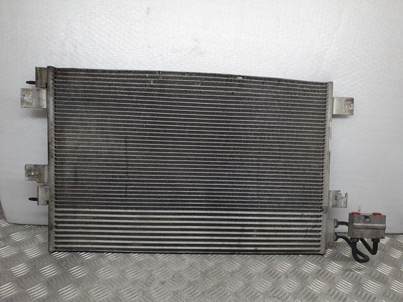 Recambio de condensador / radiador aire acondicionado para dodge caliber se referencia OEM IAM 83403  