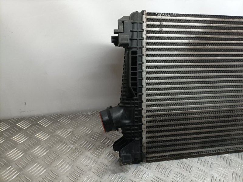 Recambio de intercooler para chevrolet cruze lt referencia OEM IAM 13267647 J300CAC 