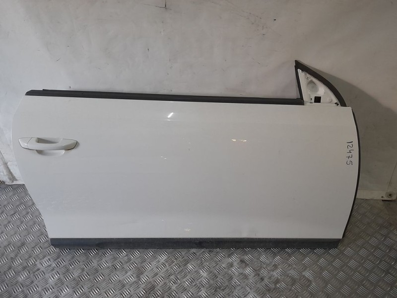 Recambio de puerta delantera derecha para volkswagen scirocco (137) 2.0 tdi (103kw) referencia OEM IAM   TOCADA