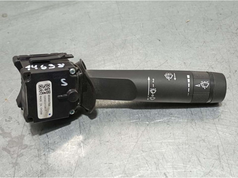 Recambio de mando limpia para chevrolet cruze lt referencia OEM IAM 95994799  