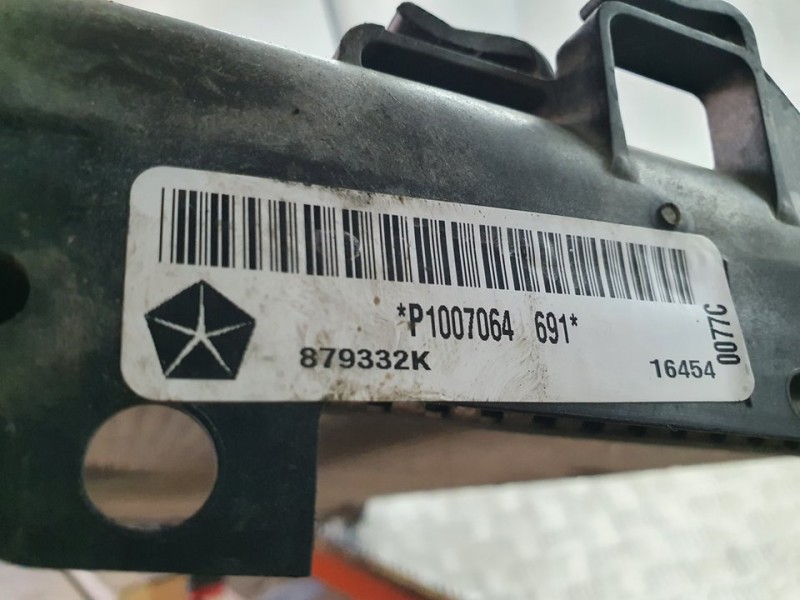 Recambio de radiador agua para dodge caliber se referencia OEM IAM 879332K P1007064 