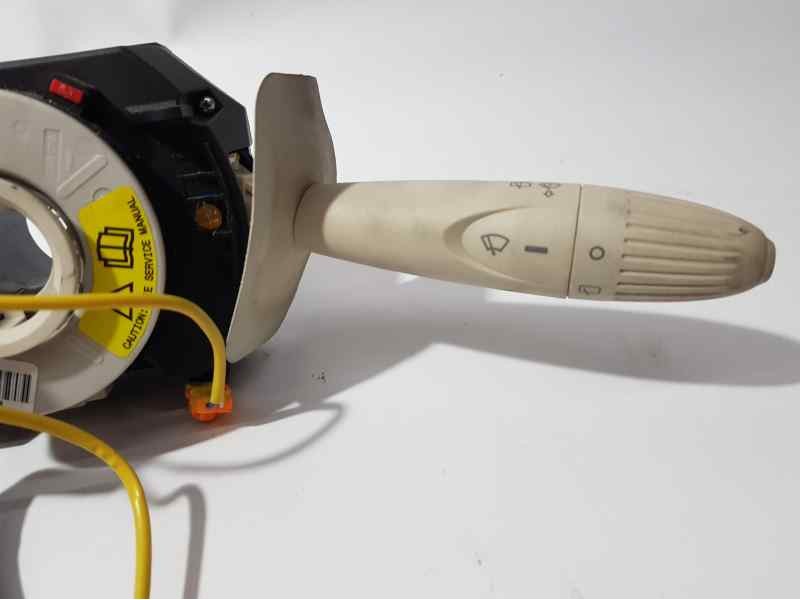 Recambio de mando luces y limpia para fiat nuova 500 (150) lounge referencia OEM IAM 07354726460  