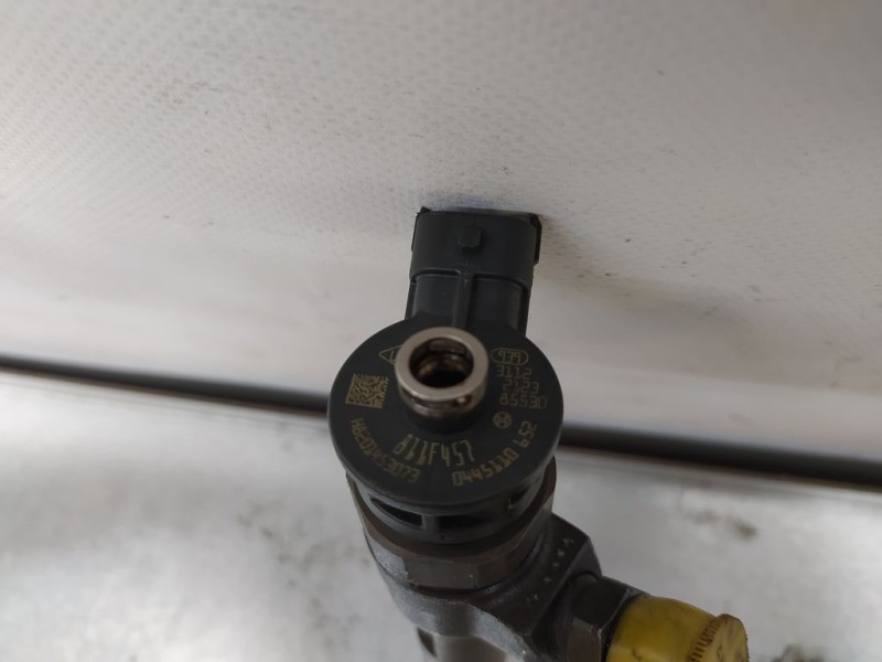 Recambio de inyector para renault clio iv 1.5 dci diesel fap energy referencia OEM IAM H8201453073 0445110652 BOSCH