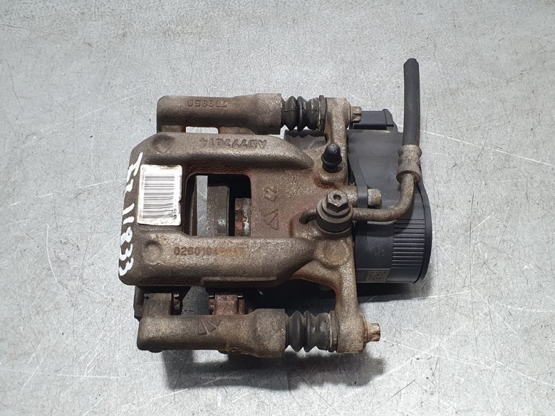 Recambio de pinza freno trasera derecha para peugeot 3008 gt line referencia OEM IAM 9819060880  ELECTRICA