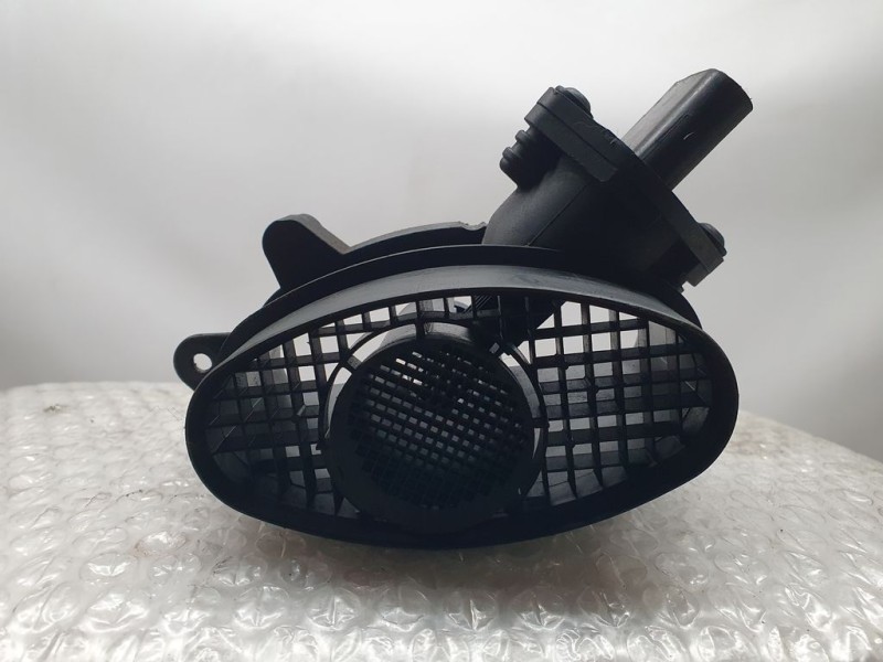 Recambio de caudalimetro para bmw x5 (e53) 3.0d referencia OEM IAM 77870760 0928400468 BOSCH