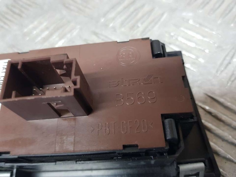 Recambio de mando multifuncion para peugeot boxer furgón 330 l1h1 premium bluehdi 120 start&stop referencia OEM IAM 07355860840 