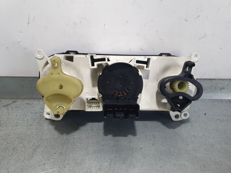 Recambio de mando calefaccion / aire acondicionado para jeep compass limited referencia OEM IAM P55111874AC 58024M 