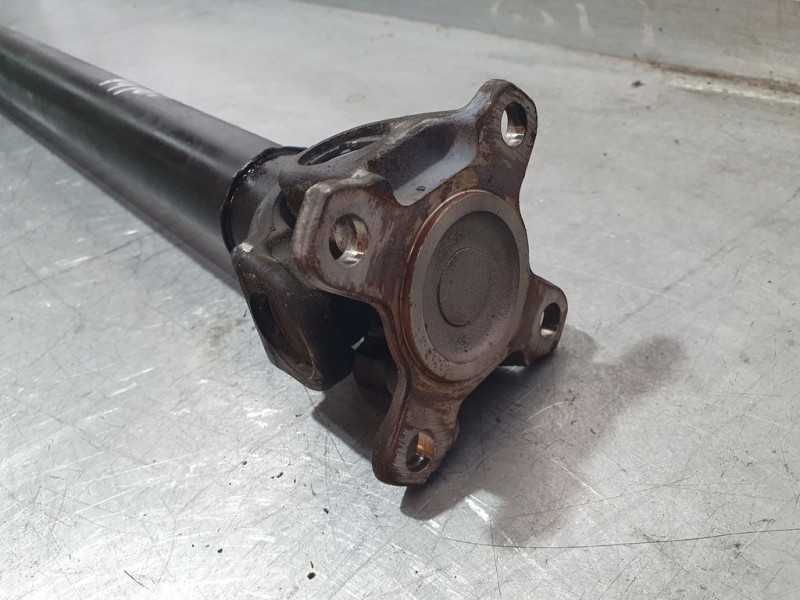 Recambio de transmision central para bmw x3 (e83) 3.0d referencia OEM IAM 2620752667  DELANTERA