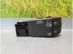 Recambio de mando radio para dacia sandero stepway essential referencia OEM IAM   