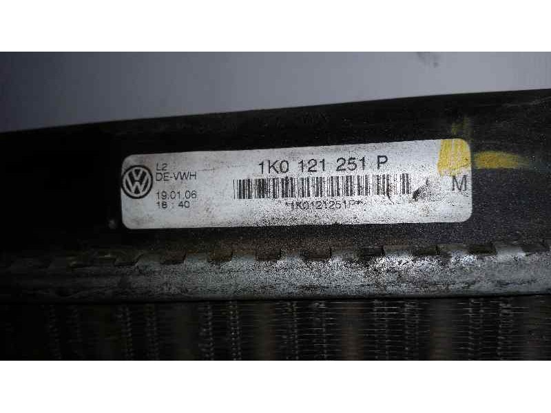 Recambio de radiador agua para volkswagen golf v berlina (1k1) highline referencia OEM IAM 1K0121251P  1 PATA ROTA