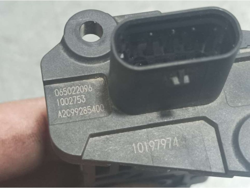 Recambio de caudalimetro para mg zs 1.0 vti referencia OEM IAM 10197974 A2C99285400 