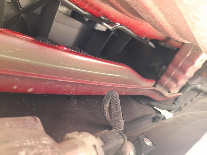 Recambio de refuerzo paragolpes trasero para opel corsa f (p2jo) 1.2 (68) referencia OEM IAM 9825456380  