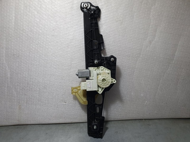 Recambio de elevalunas delantero izquierdo para renault captur ii experience referencia OEM IAM SIN REF  ELECTRICO 6 PINES