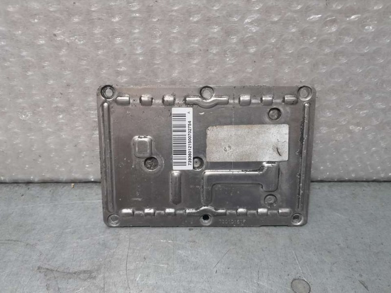 Recambio de centralita faros xenon para citroën c5 berlina exclusive referencia OEM IAM 89035114  