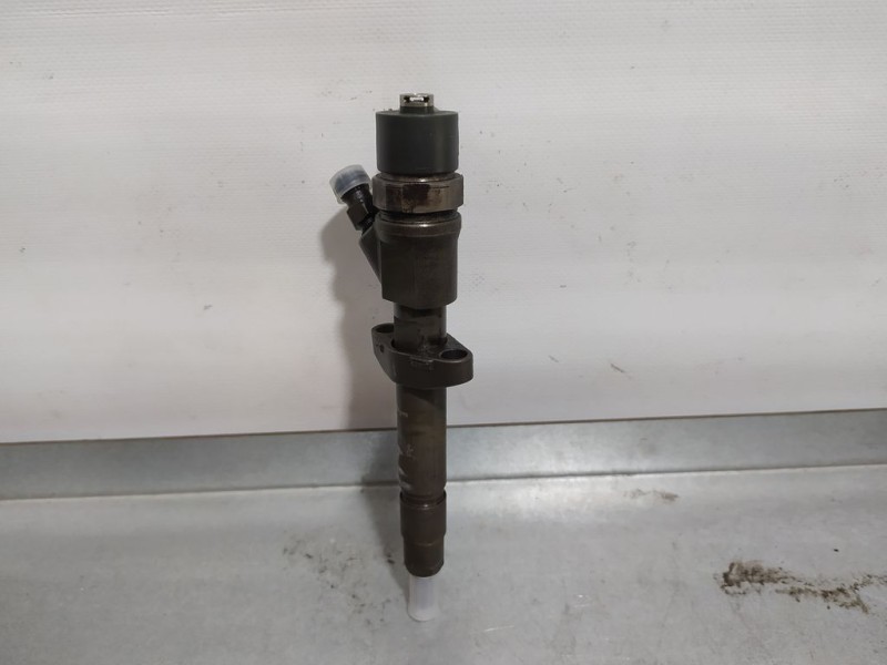 Recambio de inyector para renault espace iv (jk0) initiale referencia OEM IAM H82484408 0445110261 BOSCH