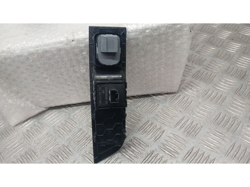 Recambio de mando elevalunas delantero izquierdo para skoda kamiq (nw4) 1.0 tsi referencia OEM IAM 5G0959858D  
