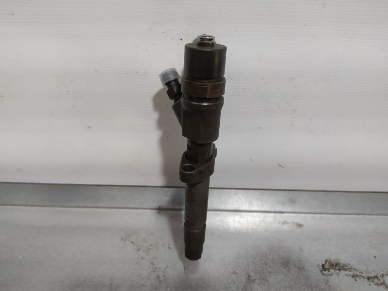 Recambio de inyector para renault espace iv (jk0) initiale referencia OEM IAM H82484408 0445110261 BOSCH