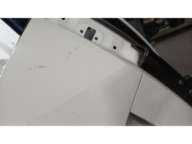 Recambio de porton trasero para peugeot 2008 ii (ud_, us_, uy_, uj_, ur_, uc_) 1.5 bluehdi 100 referencia OEM IAM 9831045880 TOC