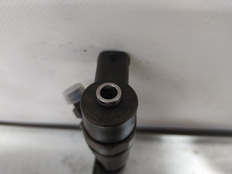 Recambio de inyector para renault espace iv (jk0) initiale referencia OEM IAM H82484408 0445110261 BOSCH