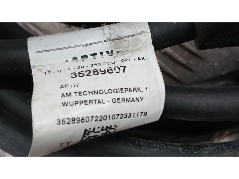 Recambio de cable para renault zoe ze 0 referencia OEM IAM 296904059R CABLE DE CARGA 