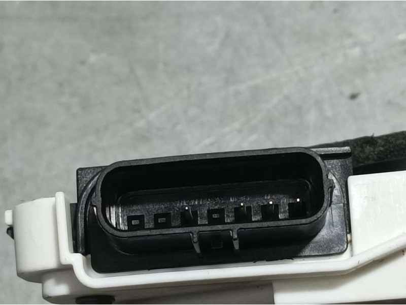 Recambio de cerradura puerta trasera derecha para mg zs 1.0 vti referencia OEM IAM 10845783 16896908 ELECTRICA 4 PINS