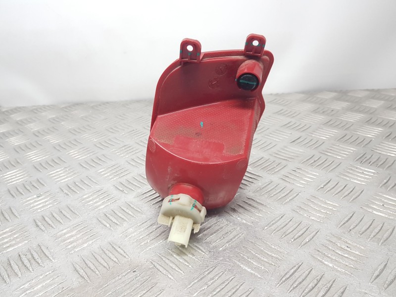 Recambio de piloto trasero derecho paragolpes para peugeot 3008 gt line referencia OEM IAM 9811718380  