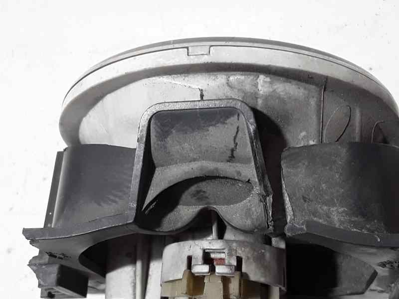 Recambio de faro antiniebla izquierdo para peugeot 207 confort referencia OEM IAM  SOPORTE ROTO 