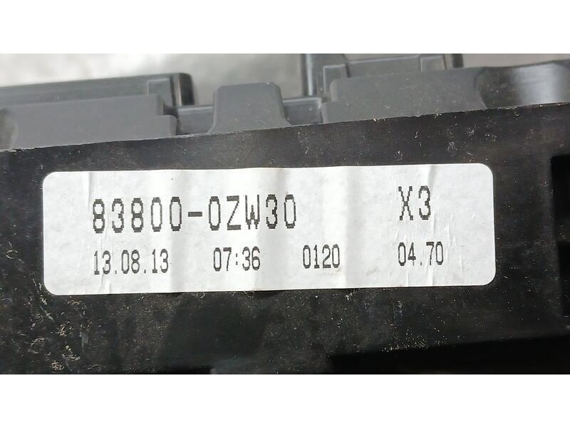 Recambio de cuadro instrumentos para toyota auris hybrid active referencia OEM IAM 838000ZW30  A2C90237400013396