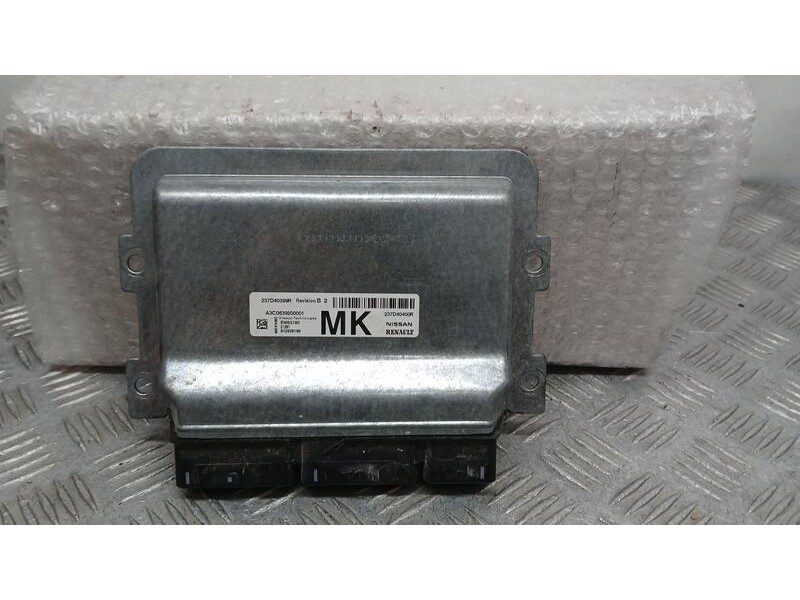Recambio de centralita motor uce para renault zoe ze 0 referencia OEM IAM 237D40399R 237D40400R A3C0639200001