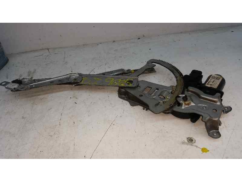 Recambio de elevalunas delantero izquierdo para opel corsa c elegance referencia OEM IAM  6 PINS ELECTRICO