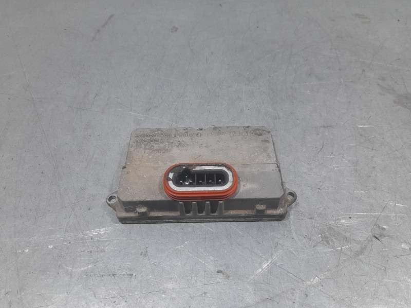 Recambio de centralita faros xenon para audi a6 c6 (4f2) 2.0 tdi referencia OEM IAM 25470204976156 5DV00829000 HELLA. DERECHA