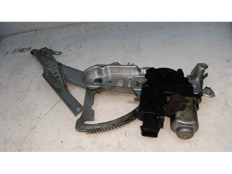 Recambio de elevalunas delantero izquierdo para opel corsa c elegance referencia OEM IAM  6 PINS ELECTRICO