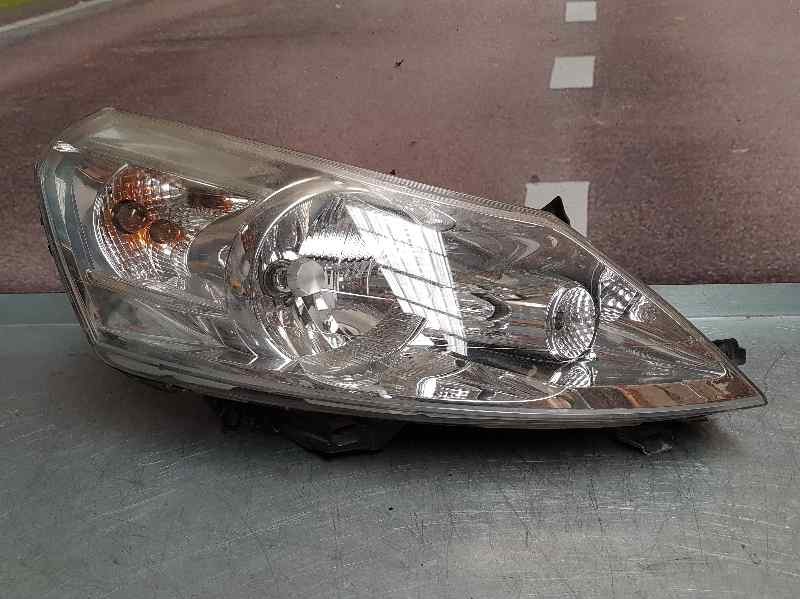 Recambio de faro derecho para citroën jumpy hdi 120 27 l1h1 furg. acristaldo referencia OEM IAM 1400455380 89901160 VALEO