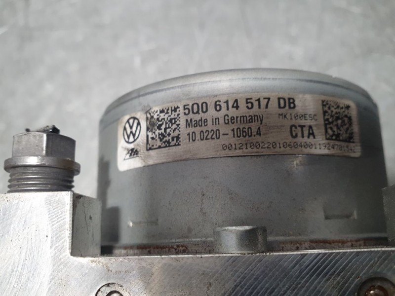 Recambio de abs para volkswagen golf vii lim. (bq1) e-golf referencia OEM IAM 5Q0614517DB 10022010604 ATE