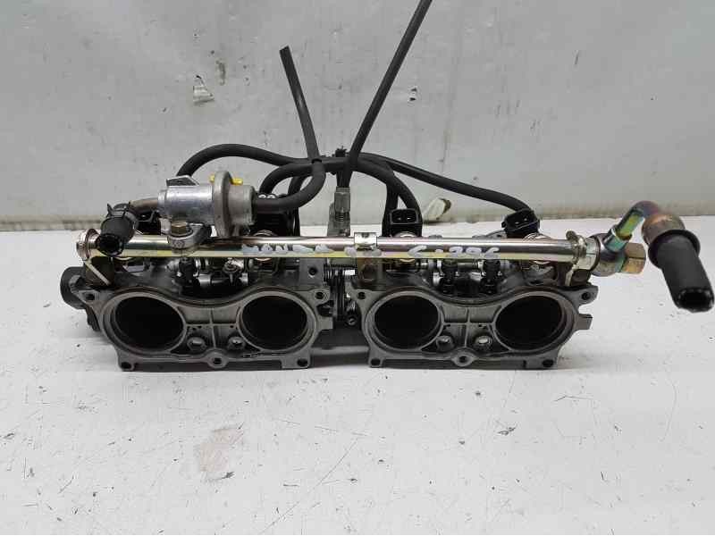 Recambio de rampa inyectora para honda cb/cbf 600 / 900 hornet /cbf 1000 cb 900 hornet   (sc48) referencia OEM IAM 34AATA08  