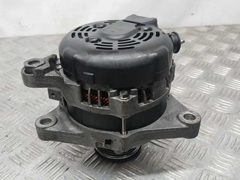 Recambio de alternador para toyota hilux viii pick-up (_n1_) 2.4 d 4wd (gun125_) referencia OEM IAM 2706030230 DENSO 1042113620