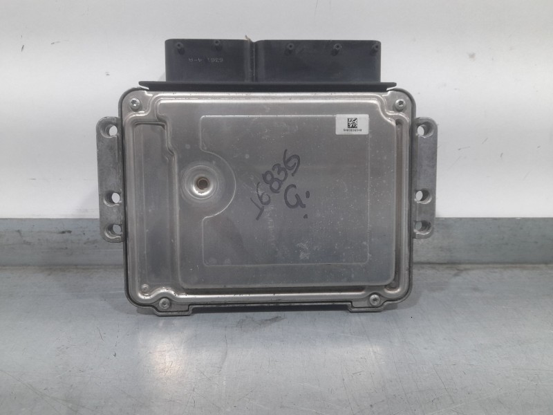 Recambio de centralita motor uce para kia cee´d hatchback (ed) 1.6 crdi 90 referencia OEM IAM 391142A511 028101721/8 BOSCH