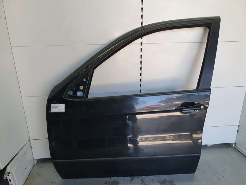 Recambio de puerta delantera izquierda para bmw x5 (e53) 3.0d referencia OEM IAM 41518256823  TOCADA