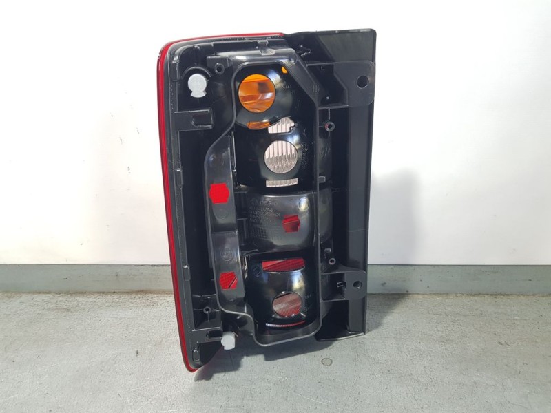 Recambio de piloto trasero derecho para volkswagen caddy furgón/kombi 2.0 tdi referencia OEM IAM   