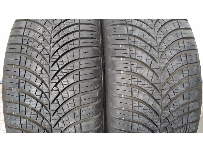 Recambio de neumatico pareja para neumaticos reutilizados - referencia OEM IAM 215501892W 215/50/18/92W GOODYEAR