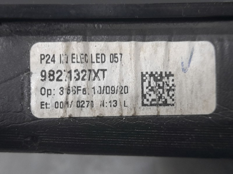 Recambio de retrovisor izquierdo para peugeot 2008 ii (ud_, us_, uy_, uj_, ur_, uc_) 1.5 bluehdi 100 referencia OEM IAM 98271327