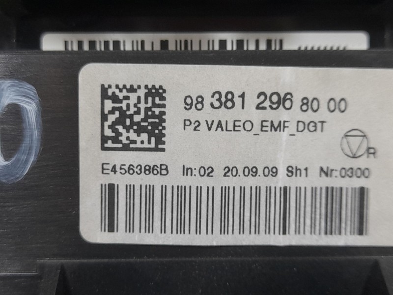 Recambio de sistema navegacion gps para peugeot 2008 ii (ud_, us_, uy_, uj_, ur_, uc_) 1.5 bluehdi 100 referencia OEM IAM 983812