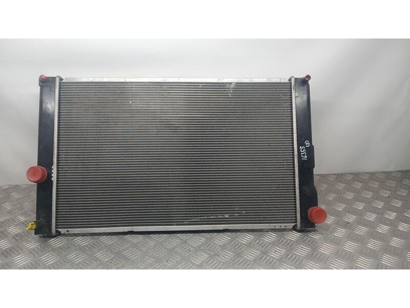 Recambio de radiador agua para toyota auris hybrid active referencia OEM IAM 4221341041  