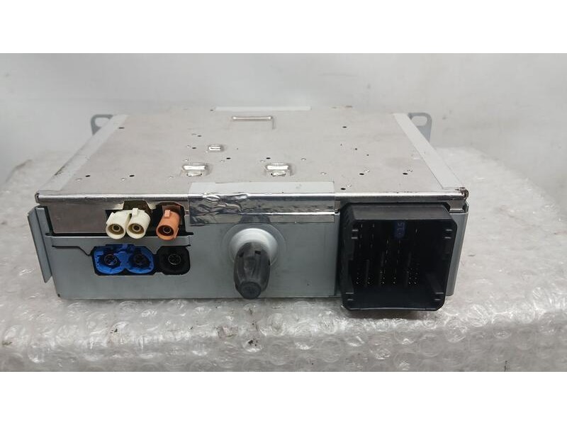 Recambio de sistema audio / radio para peugeot 2008 (p1) active referencia OEM IAM 9833499780 BOSCH 7503900286